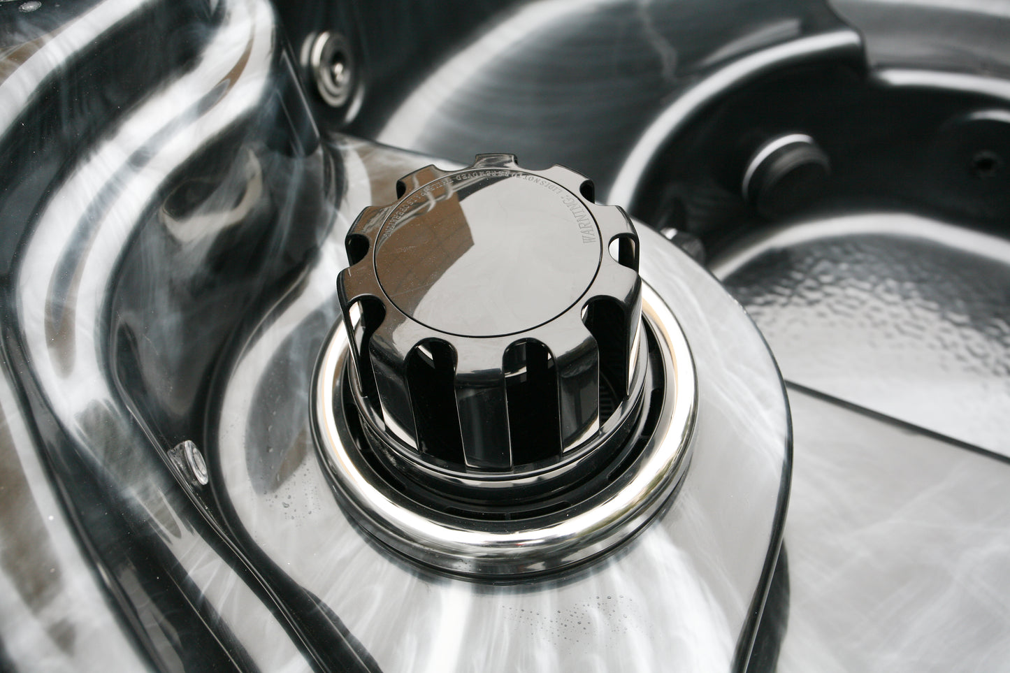 1000 Series Plug-and-Play Hot Tub: Indulge in Luxury