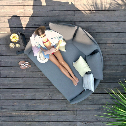 Ark Daybed in Flanelle