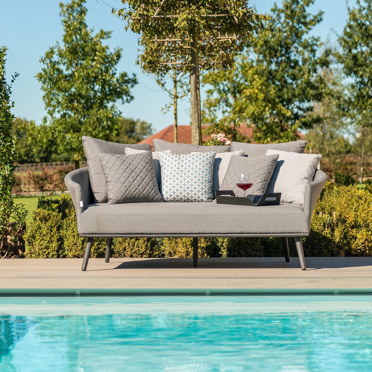 Ark Daybed in Flanelle