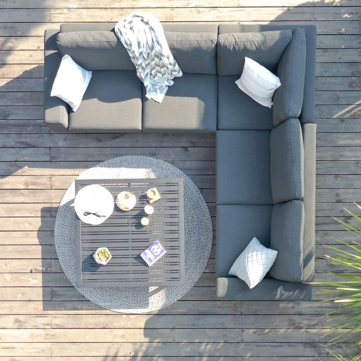 Ethos Corner Sofa Group in Flanelle