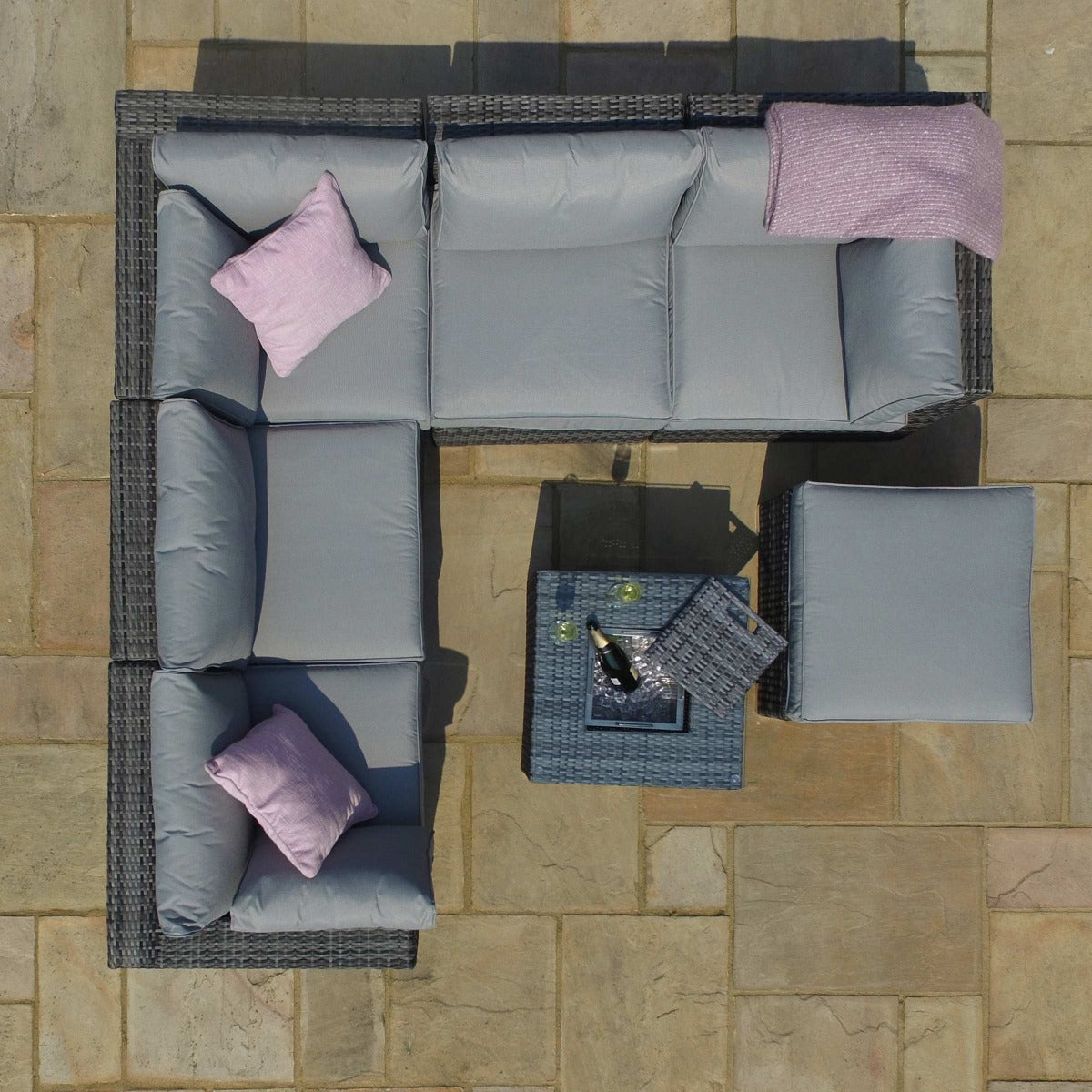 London Corner Group with Ice Bucket in Grey