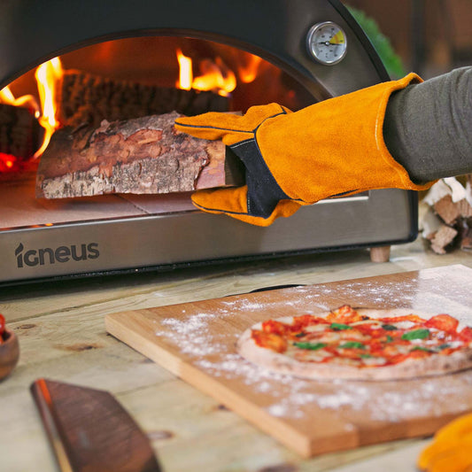 Heat-Resistant Gauntlet Gloves: Essential Protection for Wood-Fired Cooking