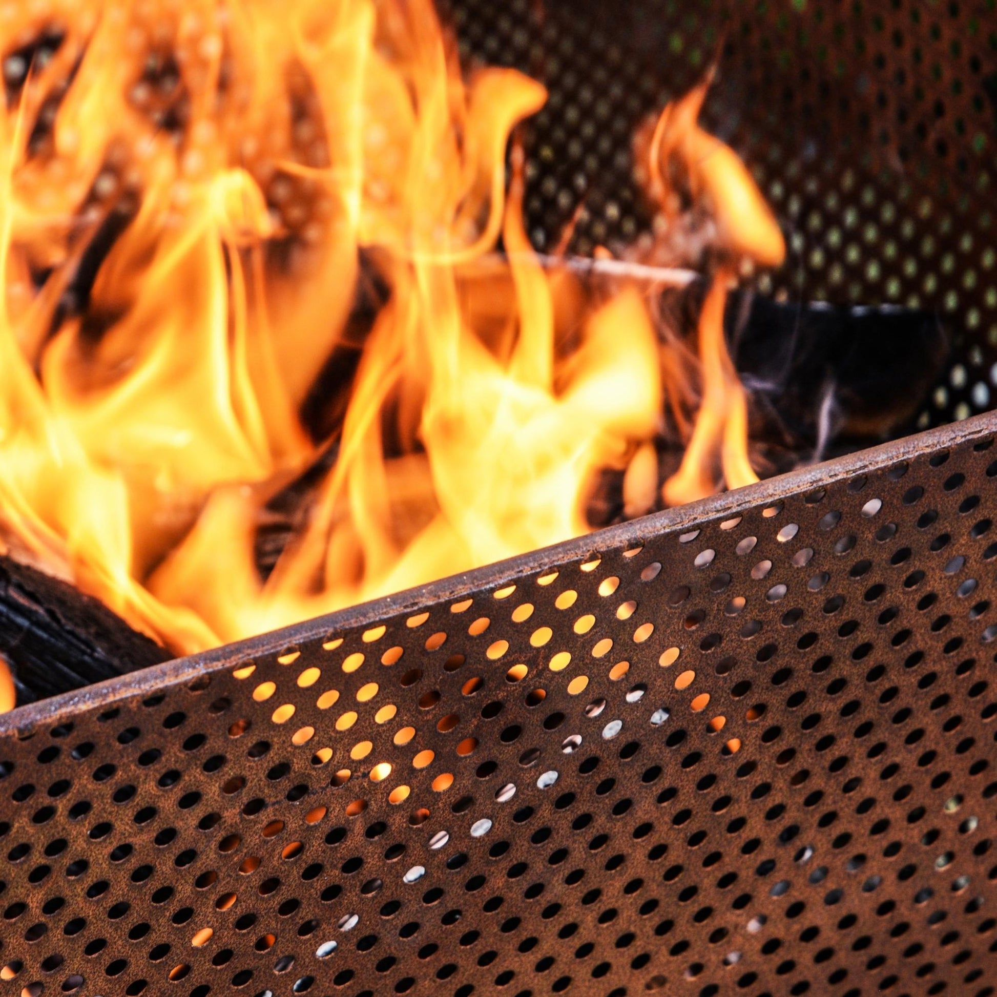 Outdoor Norfolk Fire Pit Rust Iron H44.5Cm W52Cm